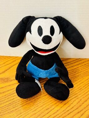 Disney Parks Oswald The Lucky Rabbit Plush Doll stuffed animal plushie
